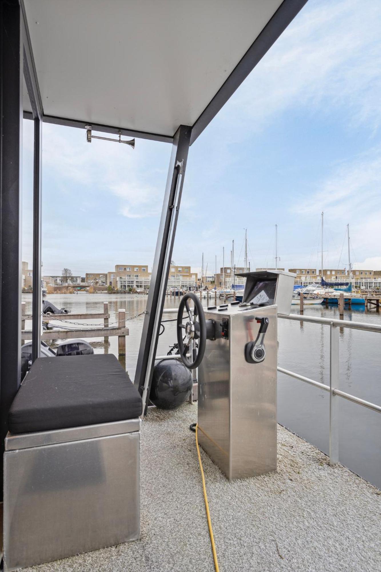 Luxurious Waterloft Near Beach And Centre By Weltevreden Experience Zeewolde Zewnętrze zdjęcie