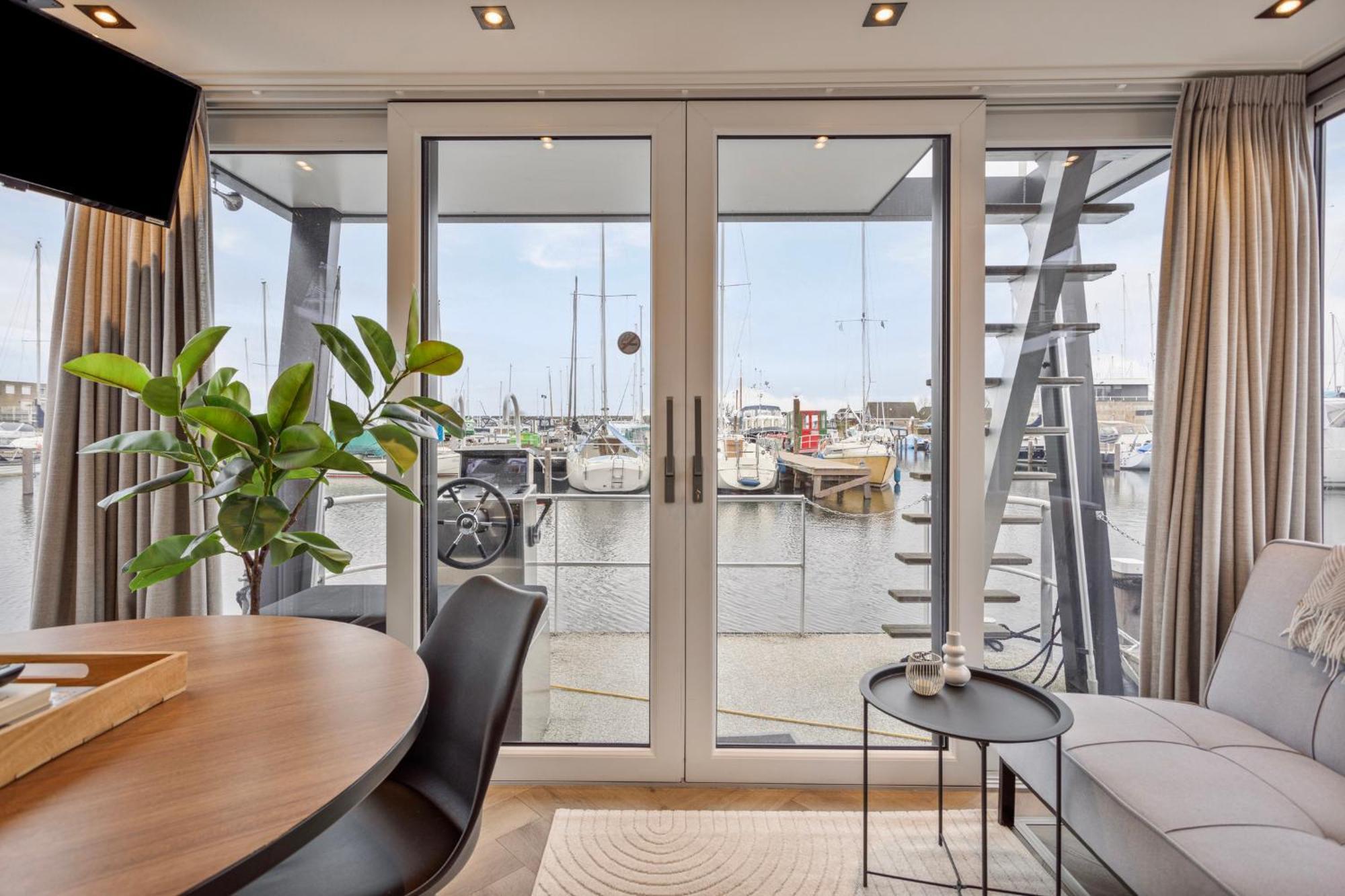 Luxurious Waterloft Near Beach And Centre By Weltevreden Experience Zeewolde Zewnętrze zdjęcie