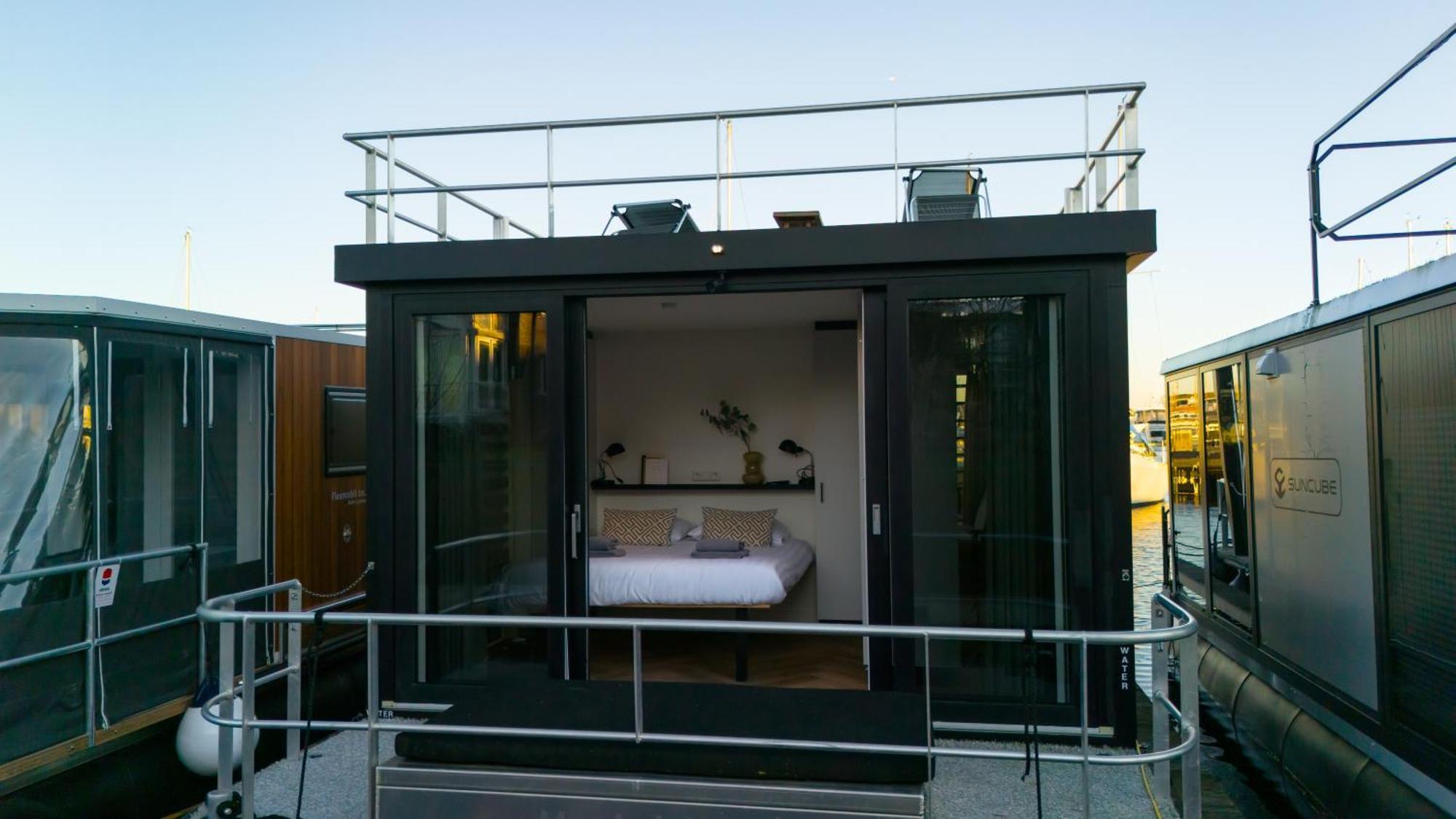 Luxurious Waterloft Near Beach And Centre By Weltevreden Experience Zeewolde Zewnętrze zdjęcie