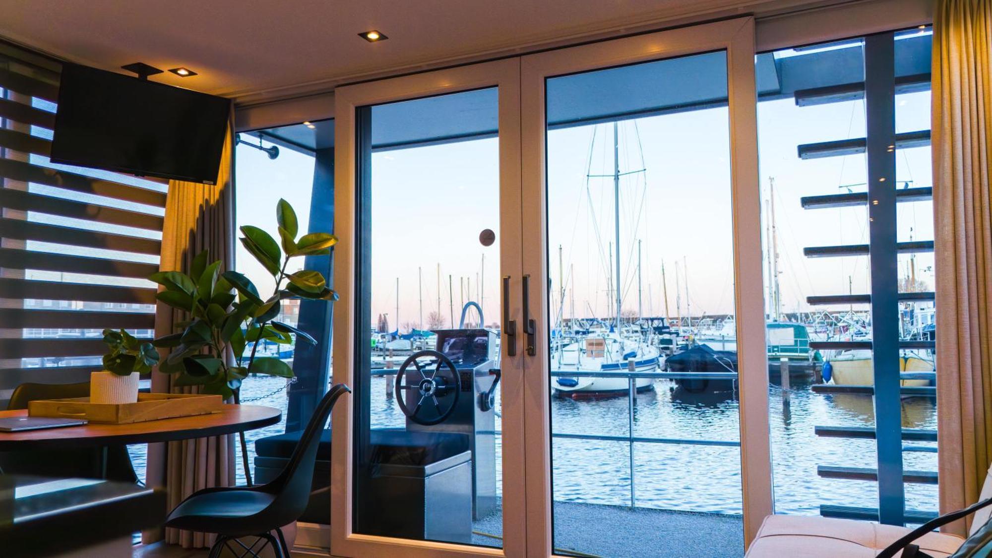 Luxurious Waterloft Near Beach And Centre By Weltevreden Experience Zeewolde Zewnętrze zdjęcie